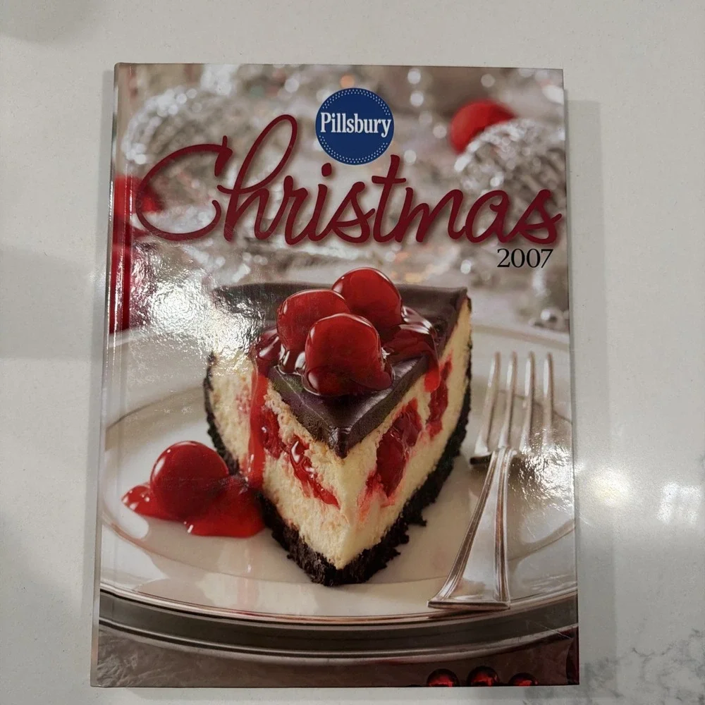 Pillsbury Christmas 2007 Cookbook By Taste Of Homes Books/General Mills